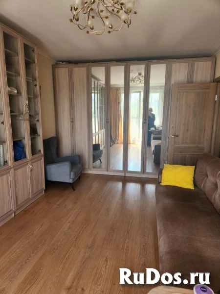 Продам 2 комнатную квартиру 52 м2 изображение 3