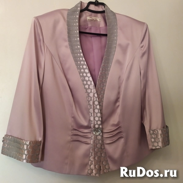 Продаю костюм женский изображение 5