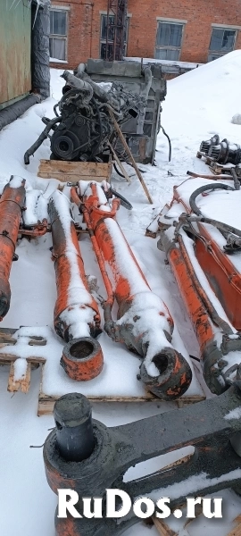 Гидроцилиндр ковша Hitachi  4390024 изображение 3