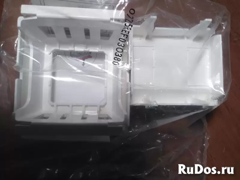Рамки фирмы Legrand изображение 6