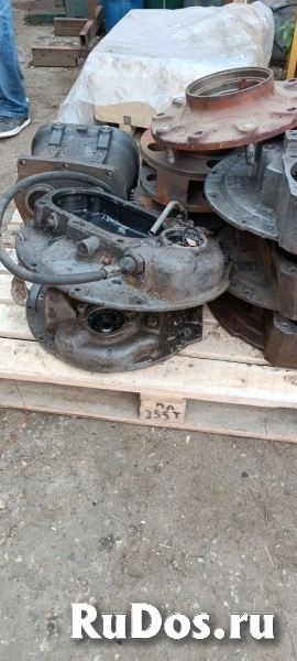 Корпус гидронасоса Hitachi HPV118 1032319 изображение 3