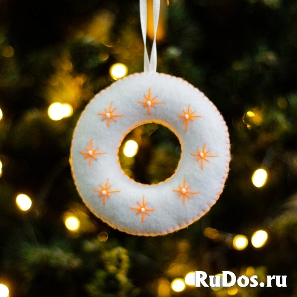 Новогодние игрушки оранжевые фотка