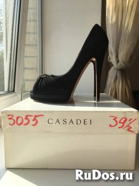 Туфли casadei италия новые размер 39 замшевые черные платформа св изображение 3