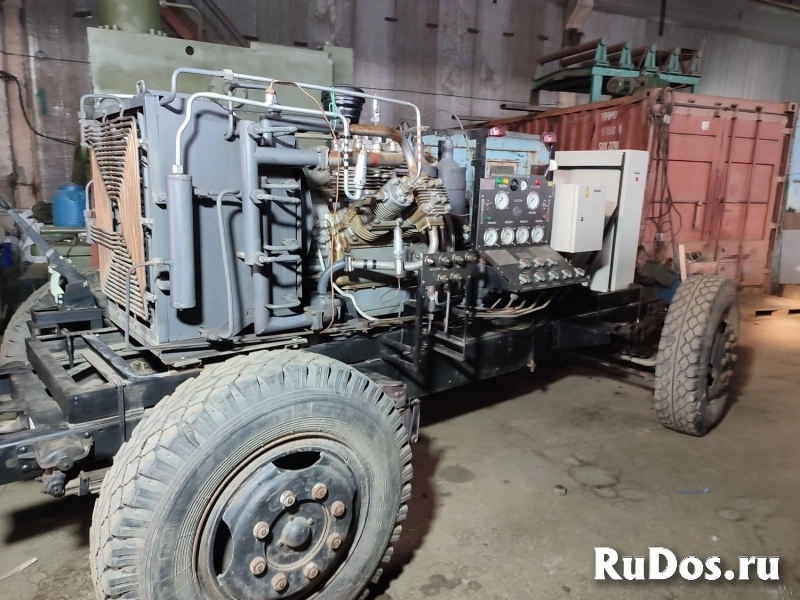 Продам УКС 400 компрессор высокого давления на шасси 2-ПН-4М фотка