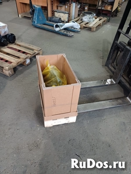 Насос гидравлический 9257309 изображение 4