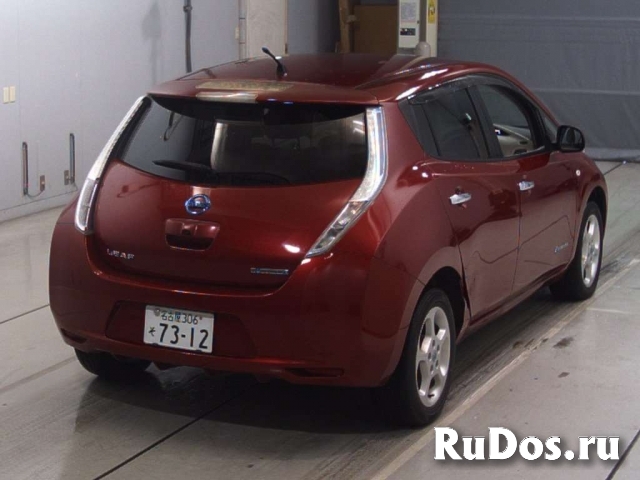 Электромобиль хэтчбек Nissan Leaf кузов ZE0 модификация G гв 2012 изображение 6