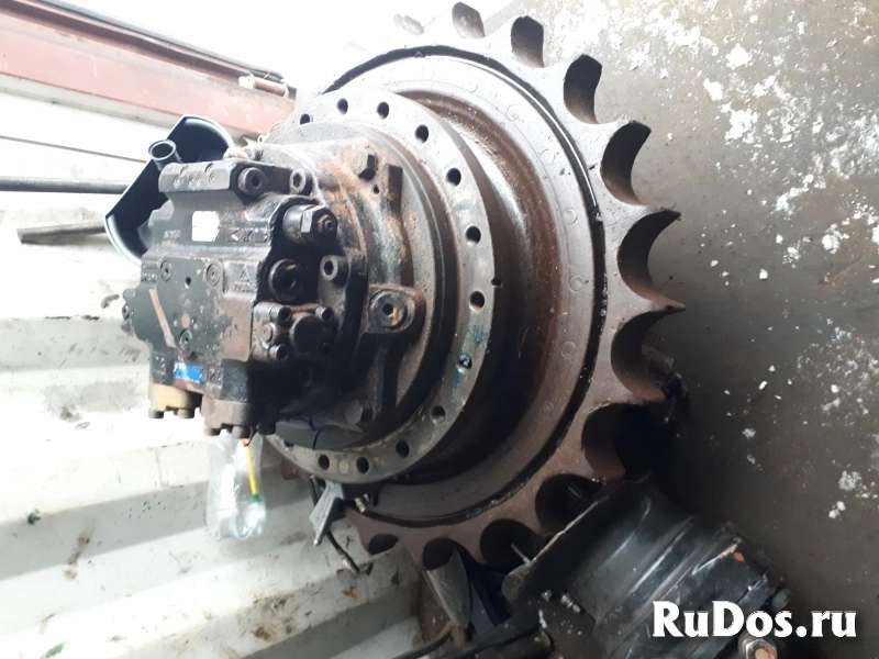 Гидромотор хода Hitachi 4637796 изображение 3