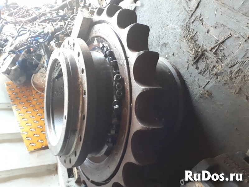 Редуктор хода Hitachi 9189960 фотка