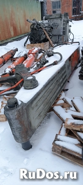 Гидроцилиндр ковша Hitachi  4390024 фотка
