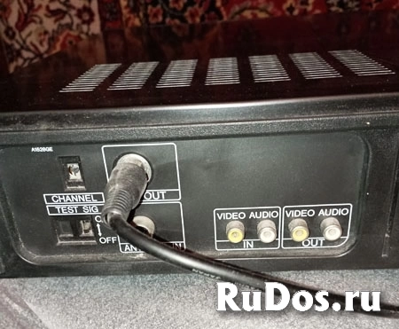 Видеомагнитофон Sharp VC-770E фотка