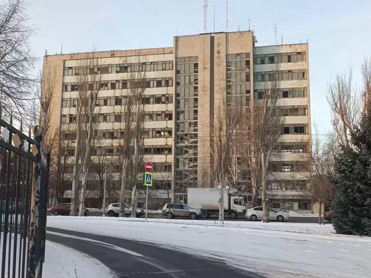 Продажа офисного здания 8000 м2 картинка из объявления