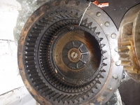 Корпус редуктора хода 1018360 hitachi ex-400 картинка из объявления
