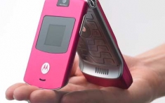 Motorola RAZR V3 Pink (оригинал, комплект) в объявлении 5 фото Motorola RAZR V3 Pink (оригинал, комплект) картинка из объявления