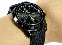 Новые часы Swiss Army Black в объявлении 3 фото Новые часы Swiss Army Black картинка из объявления