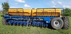 VITON 2 универсальная сеялка прямого посева в объявлении 2 фото VITON 2 универсальная сеялка прямого посева картинка из объявления
