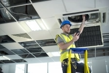 Слесарь по обслуживанию вентиляции картинка из объявления
