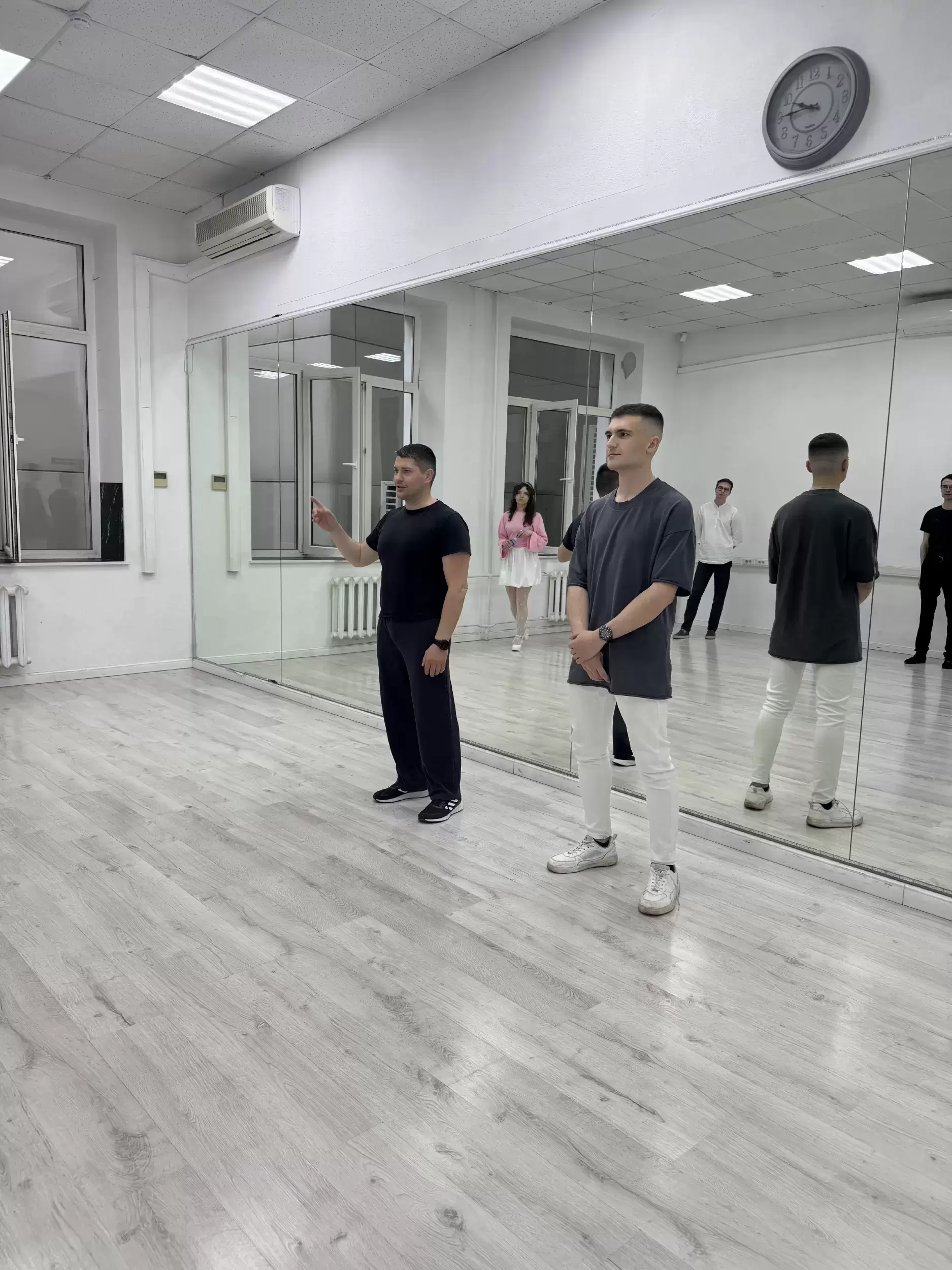 Школа ораторского искусства в объявлении 3 фото Школа ораторского искусства картинка из объявления