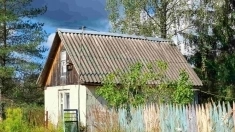 Дачный домик с хорошей баней. Торг. картинка из объявления