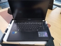 Ноутбук Stealth 15 Core i7-13620H /16GB/1TB/4060/FHD/144Hz картинка из объявления