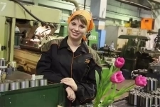 Штамповщица ХШО вахтой картинка из объявления