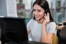 Требуется оператор по работе с клиентами в объявлении 1 фото Требуется оператор по работе с клиентами картинка из объявления