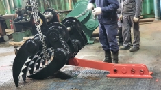 Мы предлагаем корчеватель на спецтехнику картинка из объявления